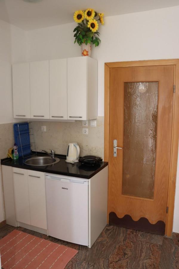 Prozor Rooms & Apartment Jozic מראה חיצוני תמונה