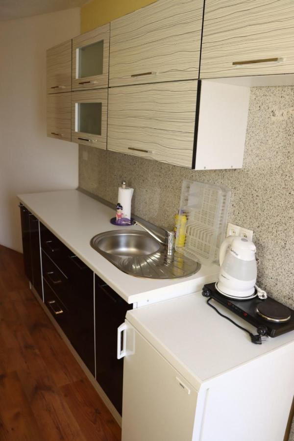 Prozor Rooms & Apartment Jozic מראה חיצוני תמונה