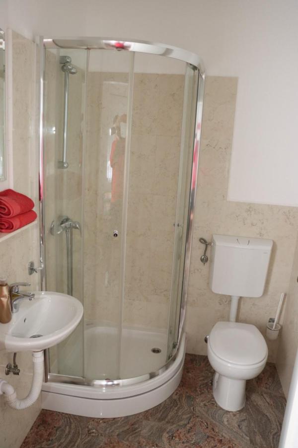 Prozor Rooms & Apartment Jozic מראה חיצוני תמונה