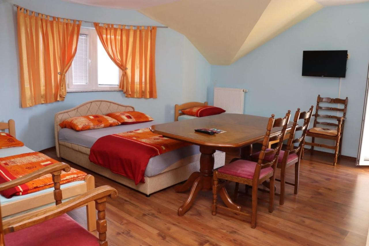 Prozor Rooms & Apartment Jozic מראה חיצוני תמונה